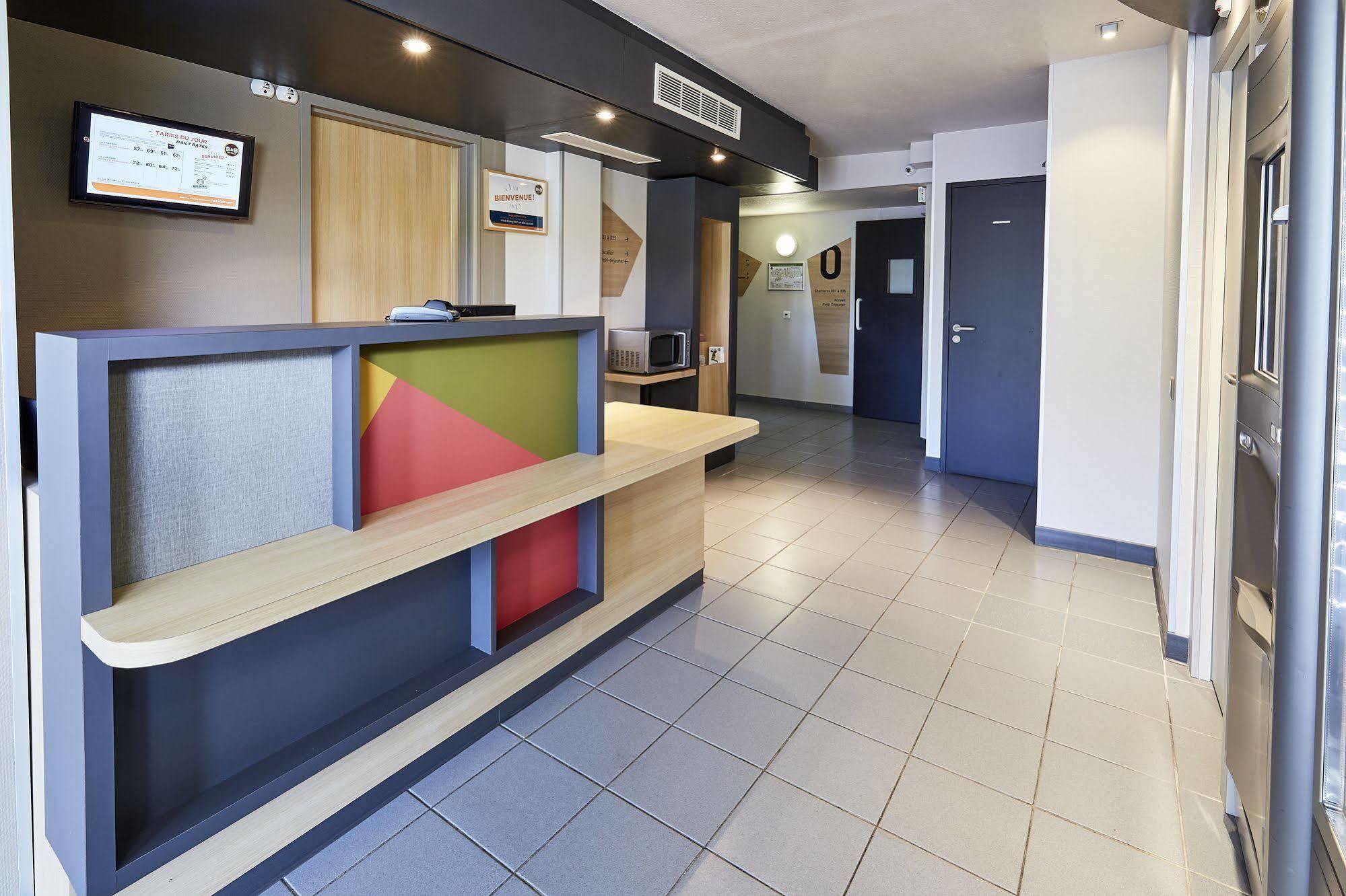 B&B Hotel Lyon Grand Stade Meyzieu Exteriér fotografie